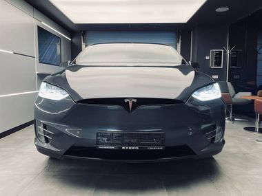 Tesla Model X 2020 года, 68 535 км - вид 3