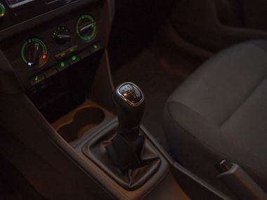 Skoda Rapid 2017 года, 224 500 км - вид 8