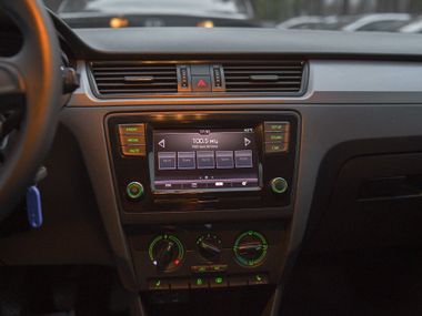 Skoda Rapid 2017 года, 224 500 км - вид 7