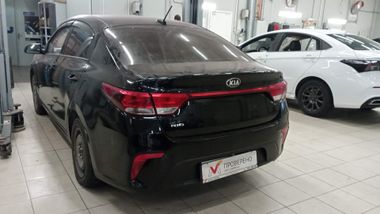 Kia Rio 2020 года, 66 845 км - вид 4