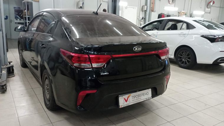 Kia Rio 2020 года, 66 845 км - вид 4