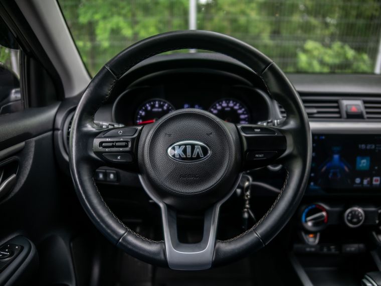 KIA Rio 2020 года, 66 845 км - вид 6