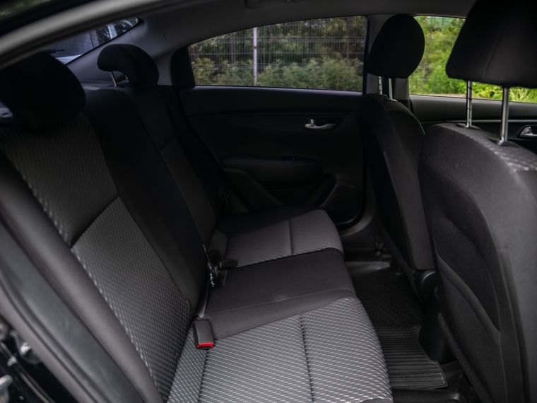 KIA Rio 2020 года, 66 845 км - вид 13