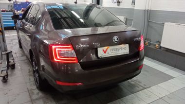 Skoda Octavia 2016 года, 131 235 км - вид 4