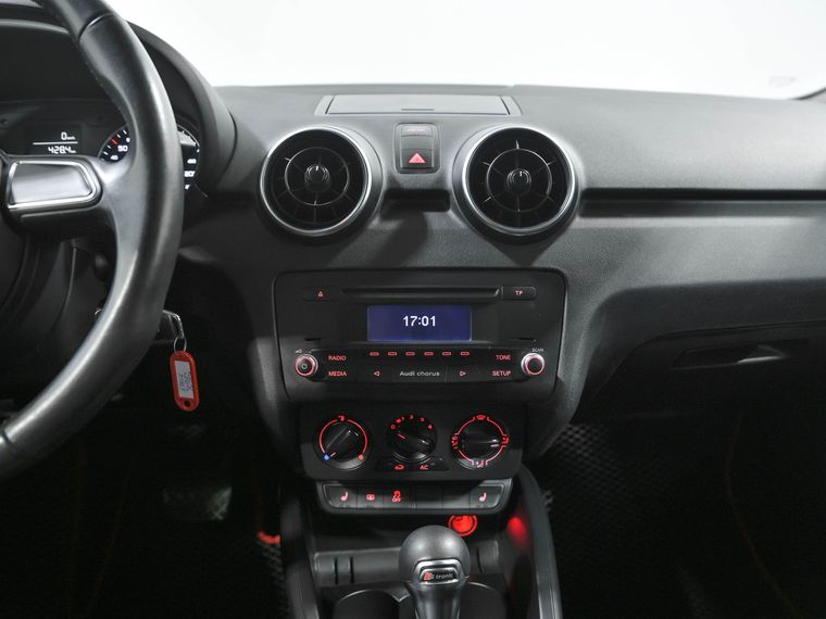 Audi A1 2014 года, 87 261 км - вид 9
