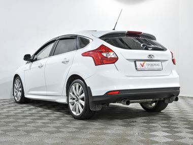 Ford Focus 2011 года, 178 723 км - вид 4