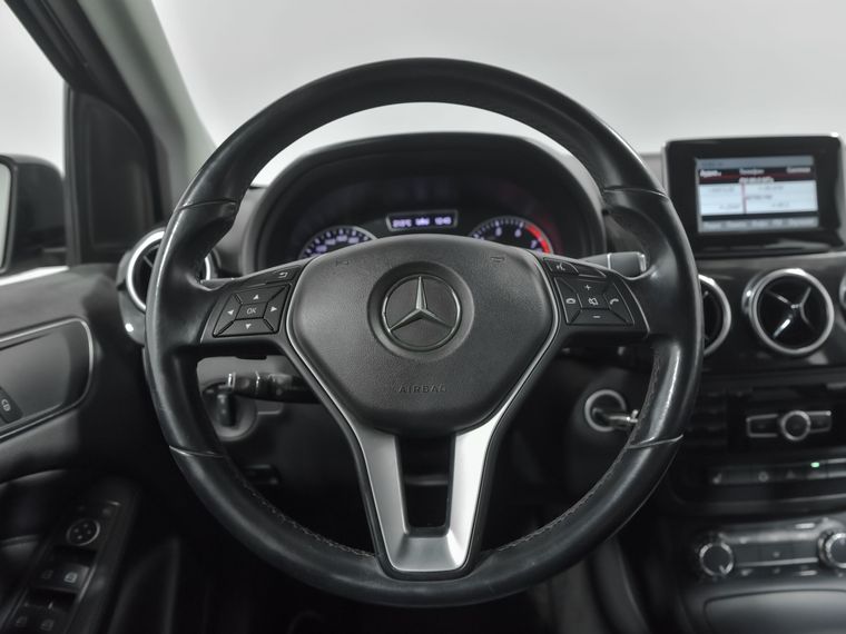 Mercedes-Benz B-класс 2013 года, 175 545 км - вид 9