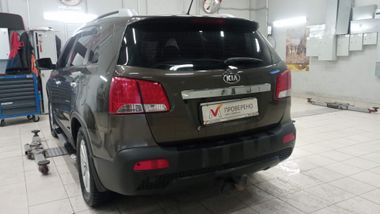 Kia Sorento 2010 года, 289 626 км - вид 4