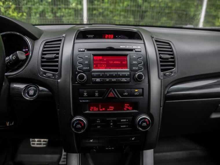 KIA Sorento 2010 года, 289 626 км - вид 9