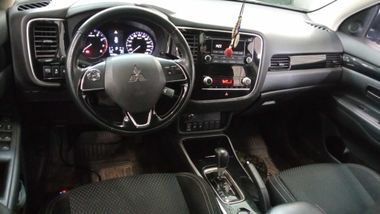 Mitsubishi Outlander 2021 года, 97 793 км - вид 5