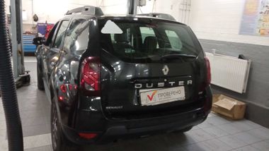 Renault Duster 2016 года, 75 000 км - вид 4