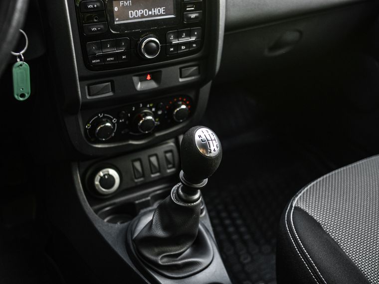 Renault Duster 2016 года, 75 000 км - вид 8