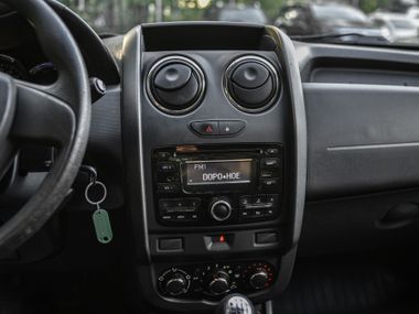 Renault Duster 2016 года, 75 000 км - вид 7