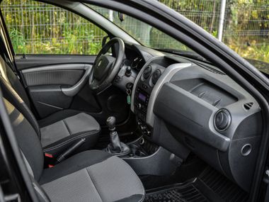 Renault Duster 2016 года, 75 000 км - вид 12