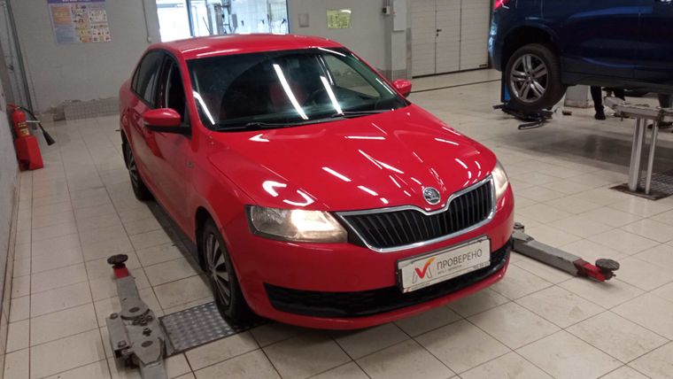 Skoda Rapid 2018 года, 83 666 км - вид 3