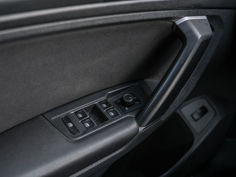 Volkswagen Tiguan 2017 года, 263 350 км - вид 10