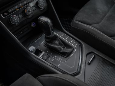 Volkswagen Tiguan 2017 года, 263 350 км - вид 9