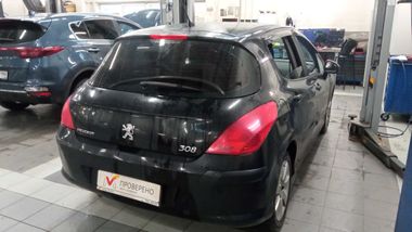 Peugeot 308 2008 года, 136 484 км - вид 3