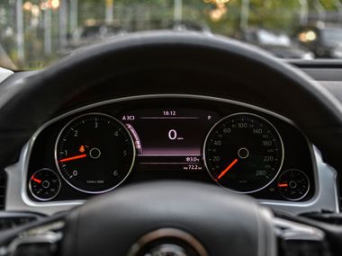 Volkswagen Touareg 2010 года, 473 000 км - вид 5