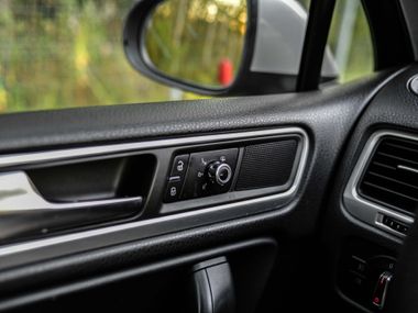Volkswagen Touareg 2010 года, 473 000 км - вид 11