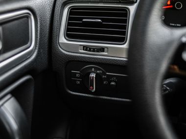 Volkswagen Touareg 2010 года, 473 000 км - вид 13