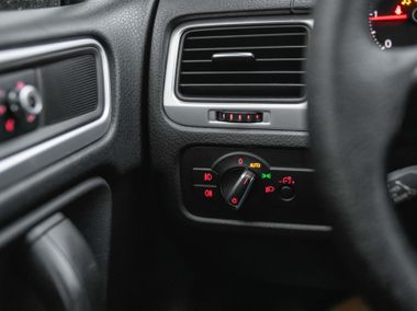 Volkswagen Touareg 2010 года, 473 000 км - вид 12