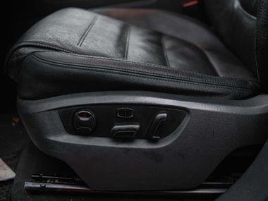 Volkswagen Touareg 2010 года, 473 000 км - вид 13