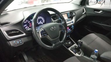 Hyundai Solaris 2018 года, 166 000 км - вид 5