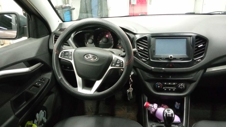 ВАЗ (LADA) Vesta 2018 года, 98 410 км - вид 5