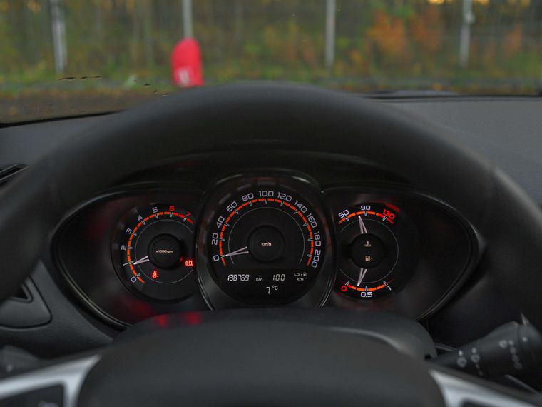 ВАЗ (LADA) Vesta 2018 года, 139 000 км - вид 5