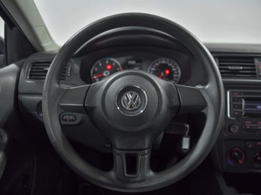 Volkswagen Jetta 2013 года, 287 432 км - вид 8