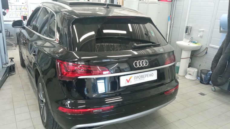 Audi Q5 2020 года, 76 426 км - вид 4