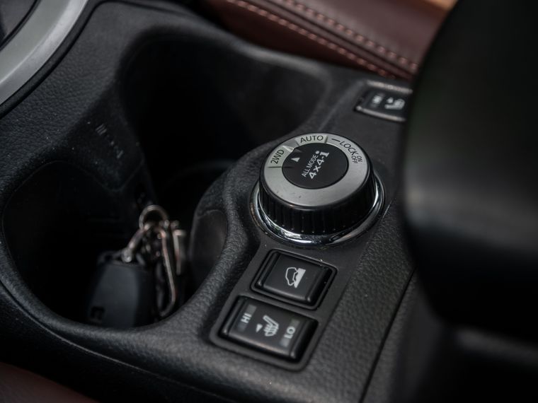 Nissan X-Trail 2015 года, 186 382 км - вид 13