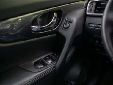 Nissan X-Trail 2015 года, 186 382 км - вид 14