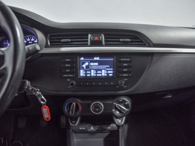 KIA Rio 2017 года, 112 342 км - вид 10