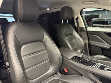 Jaguar F-Pace 2017 года, 222 599 км - вид 16