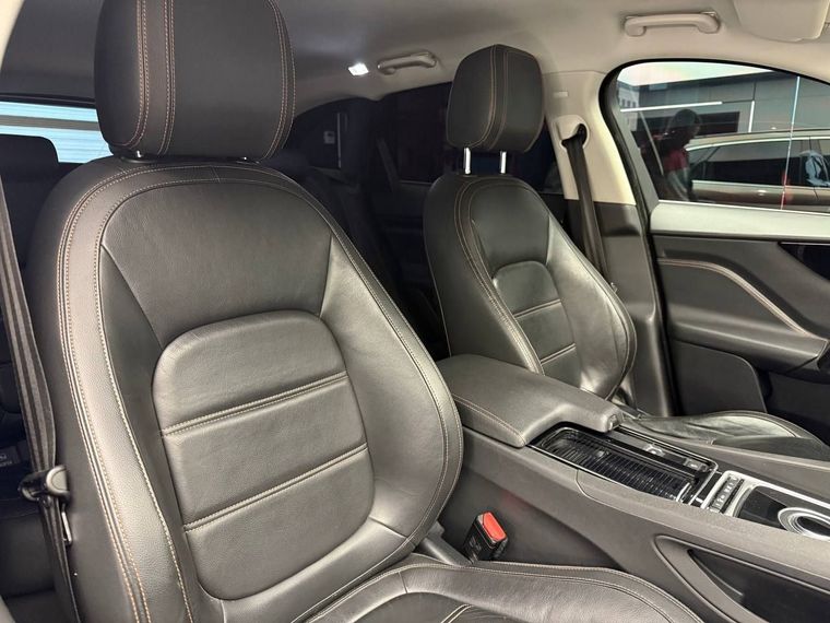 Jaguar F-Pace 2017 года, 222 599 км - вид 16