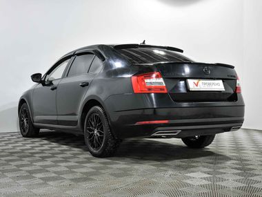 Skoda Octavia 2018 года, 283 237 км - вид 6