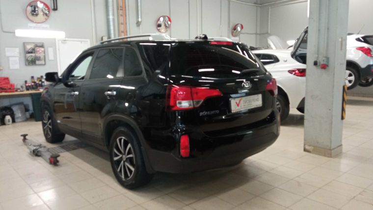 KIA Sorento 2018 года, 136 120 км - вид 4