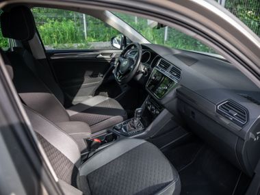 Volkswagen Tiguan 2019 года, 164 931 км - вид 14