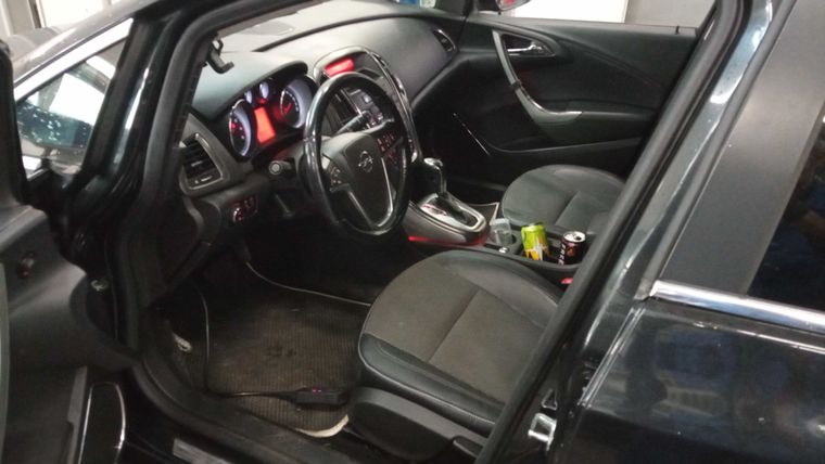 Opel Astra 2011 года, 201 954 км - вид 5 Opel Astra 2011 года, 201 954 км - вид 5
