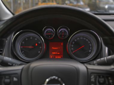 Opel Astra 2011 года, 201 954 км - вид 5