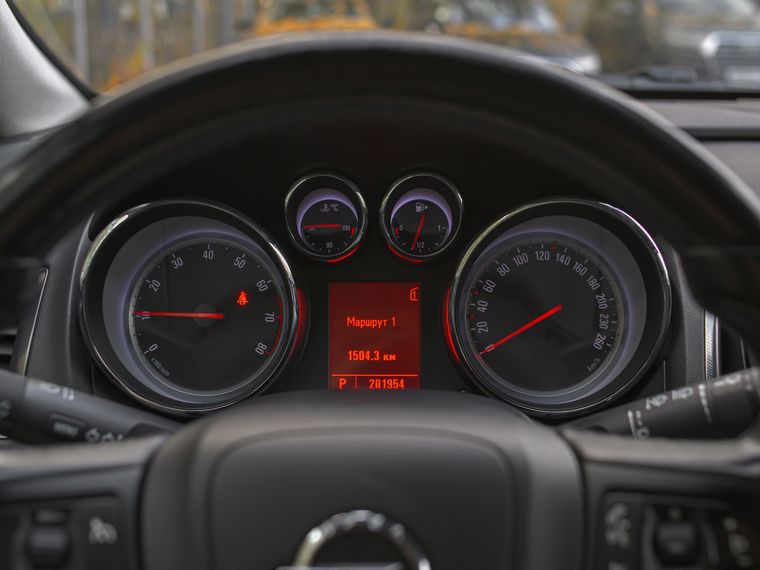 Opel Astra 2011 года, 201 954 км - вид 5