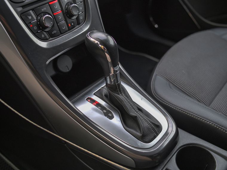 Opel Astra 2011 года, 201 954 км - вид 8