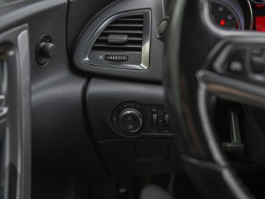 Opel Astra 2011 года, 201 954 км - вид 10