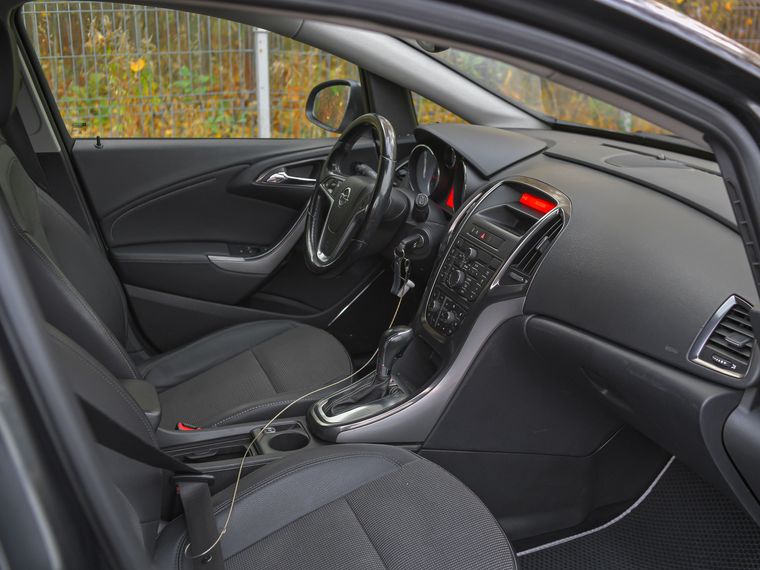 Opel Astra 2011 года, 201 954 км - вид 12