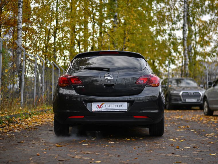 Opel Astra 2011 года, 201 954 км - вид 4