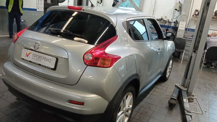 Nissan Juke 2012 года, 118 456 км - вид 3