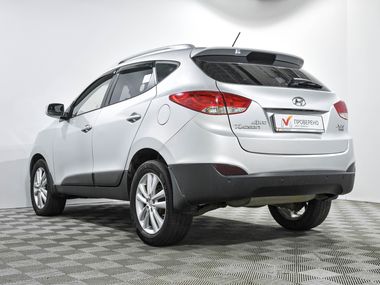 Hyundai Tucson 2012 года, 130 294 км - вид 7