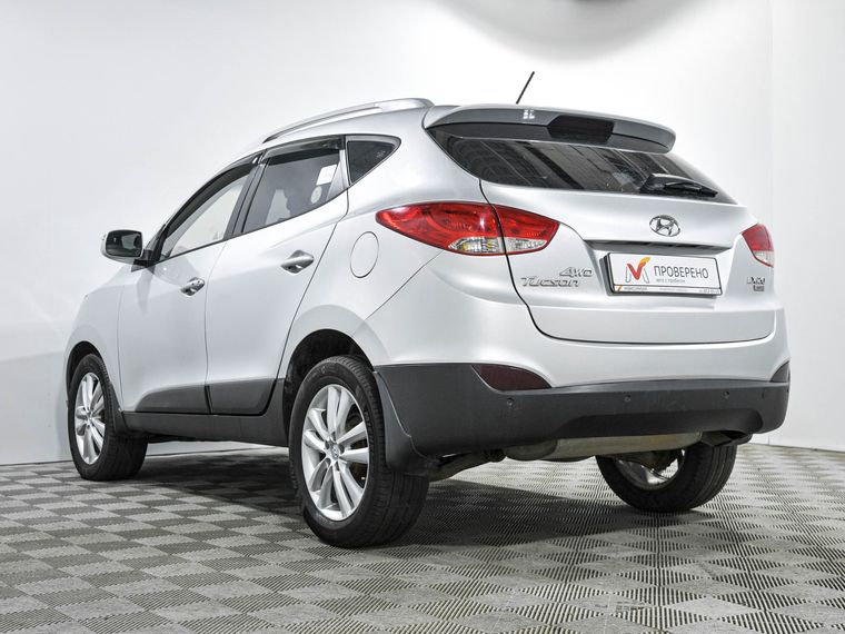 Hyundai Tucson 2012 года, 130 294 км - вид 6